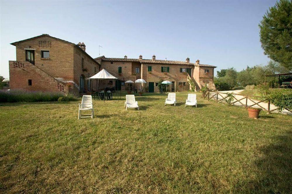 Agriturismo La Grotta Di Montecchino Siena Exterior foto